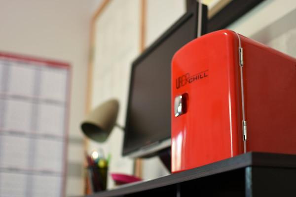 Top 5 reasons you need an Uber Chill Compact Retro office mini fridge Uberappliance