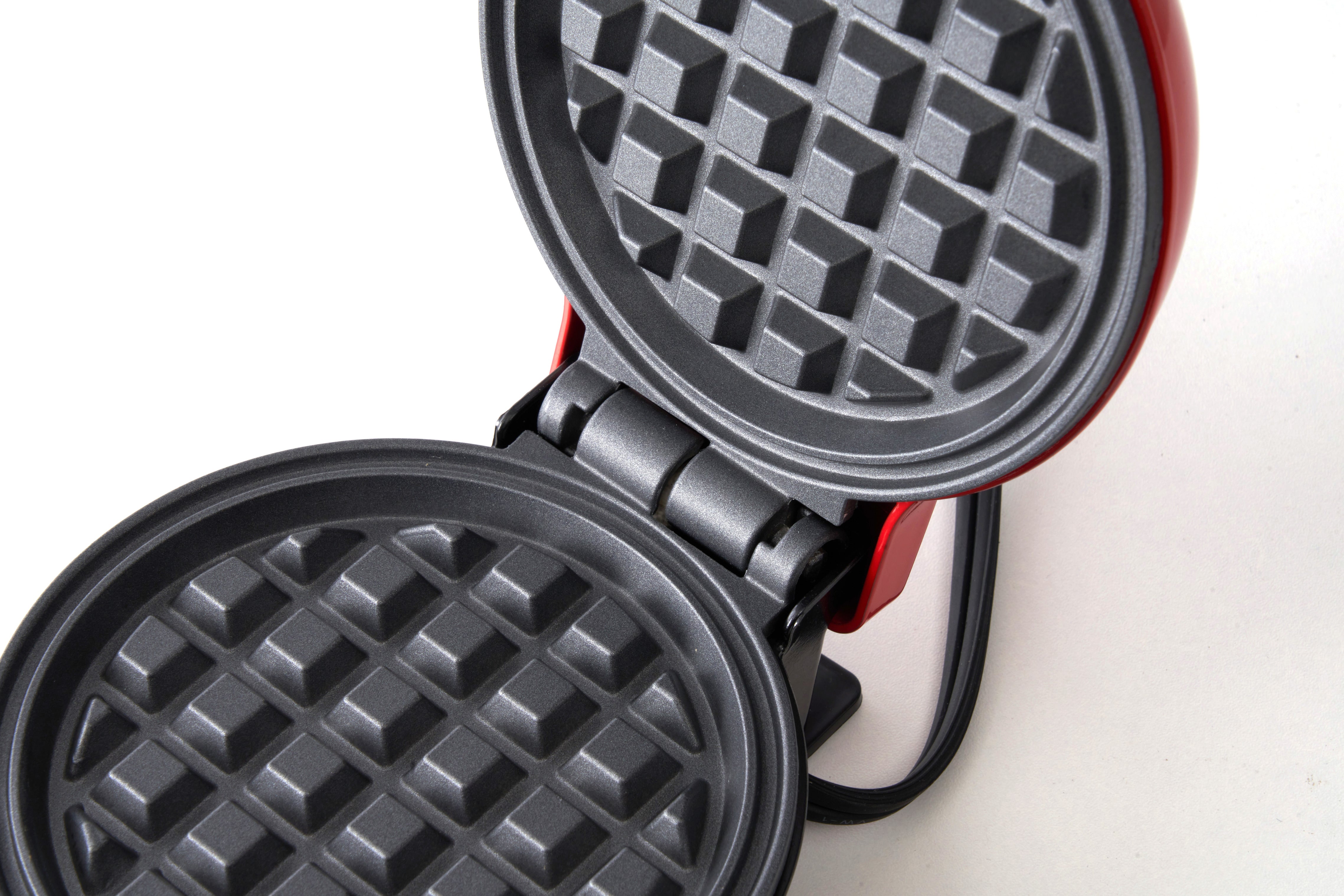 Uberappliance Mini Waffle Maker