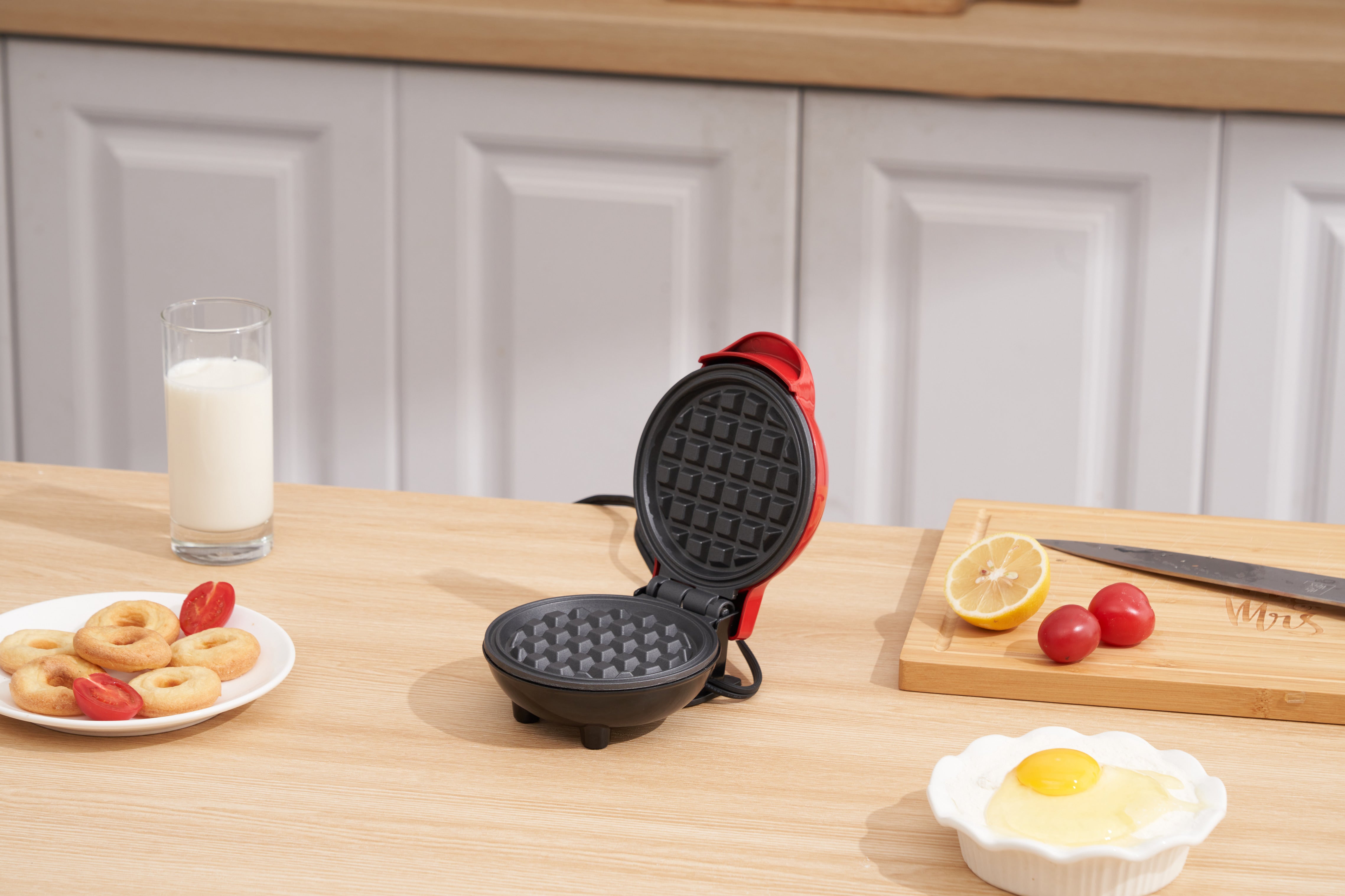 Uberappliance Mini Waffle Maker