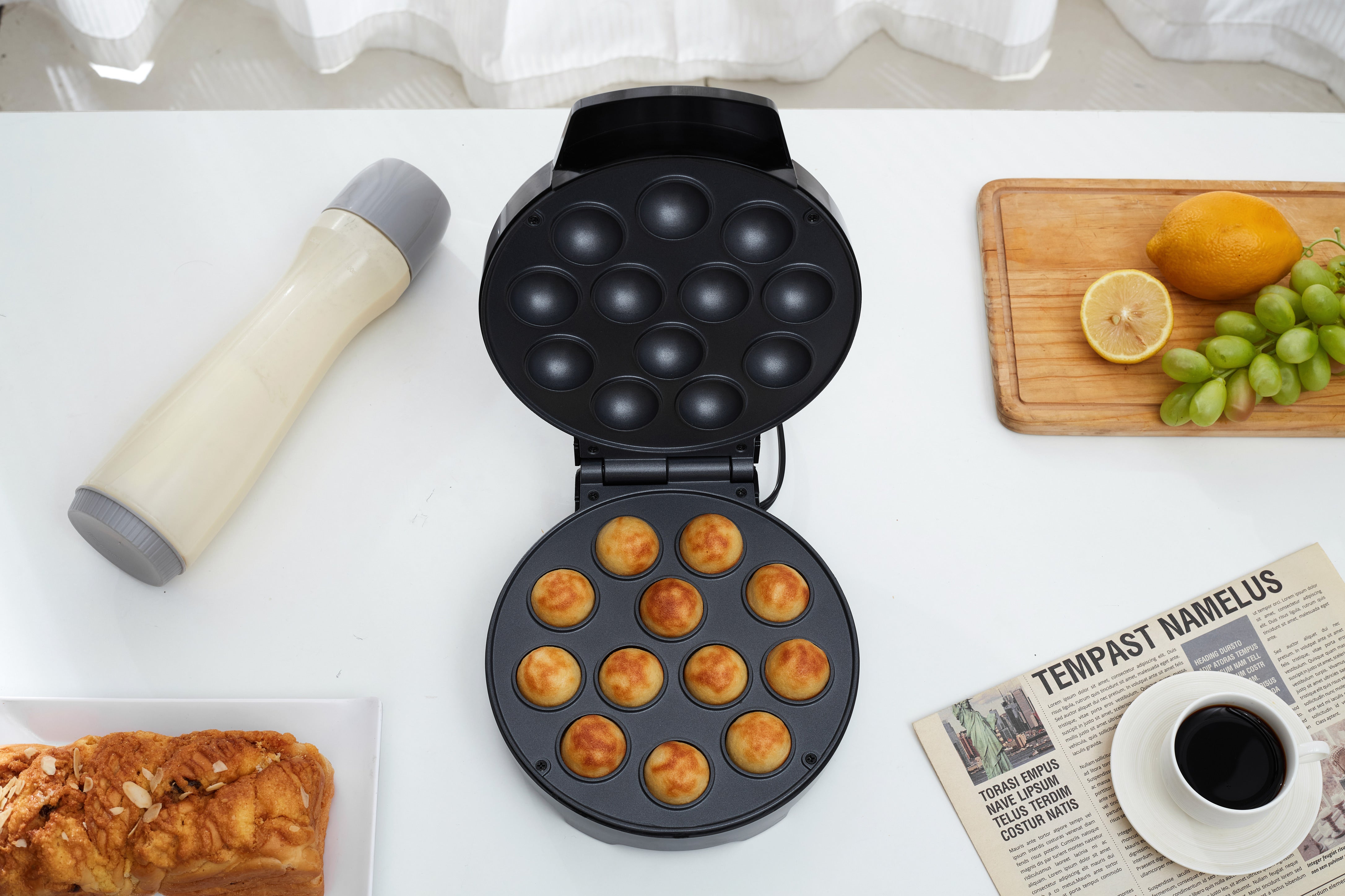 Uberappliance Cake Pop Maker With Batter Dispenser
