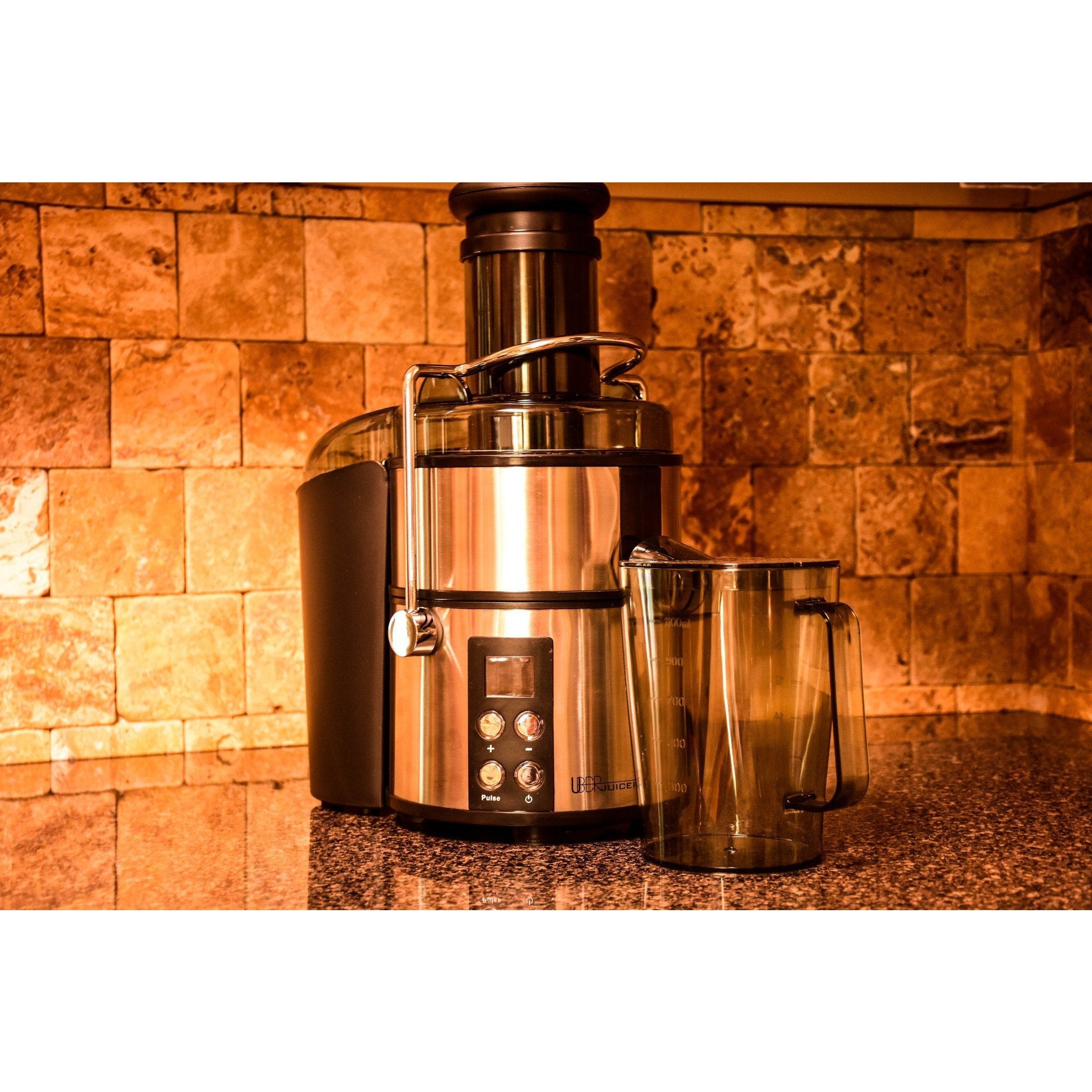 Uberappliance Uber Juicer UB-CJE the best kitchen fast juicer